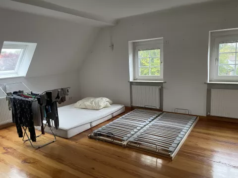 Zusammen wohnen in Berliner Villa im Grünen