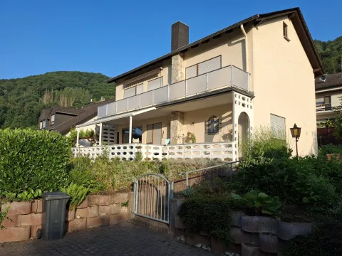betreutes wohnen in Senioren-WG Haus Oberau (bei Koblenz)