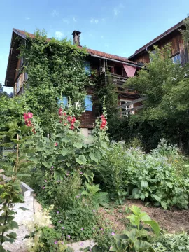 Unabhängigkeit durch Selbstversorgerhof Unabhängigkeit durch Selbstversorgerhof