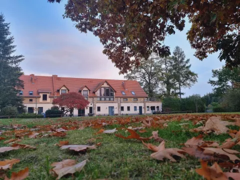 Altes Stallgebäude zu vermieten - komplett saniert Altes Stallgebäude zu vermieten - komplett saniert