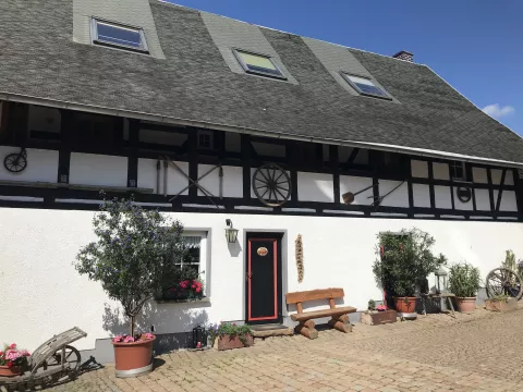 Gemeinsam wohnen & gestalten im Vierseithof im Vogtland