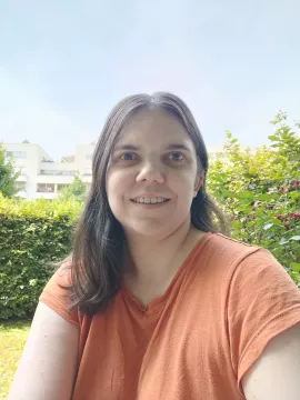 Polyamore sucht Gemeinschaft