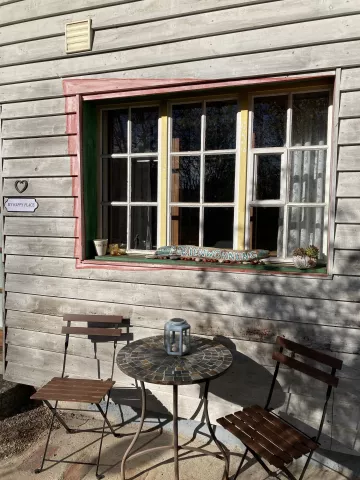 Küchenfenster Wohnung Mondschaukel im Hochparterre