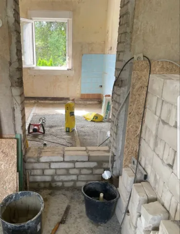 Weiterbau mit vorhandenem Baumaterial